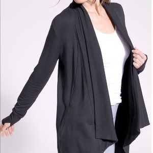 ♣️ Athleta Pranayama Wrap ♣️